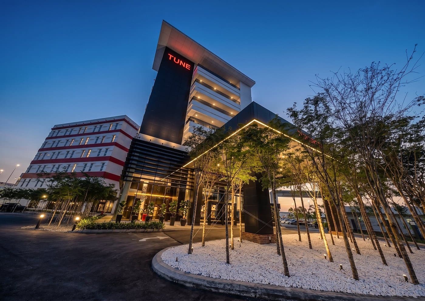 Tune Hotel KLIA2, where visiting parents and day camper families can stay